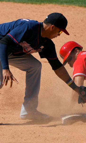 Twins beat Angels 3-2 when replay decision calls Revere out (Jun 04, 2017)